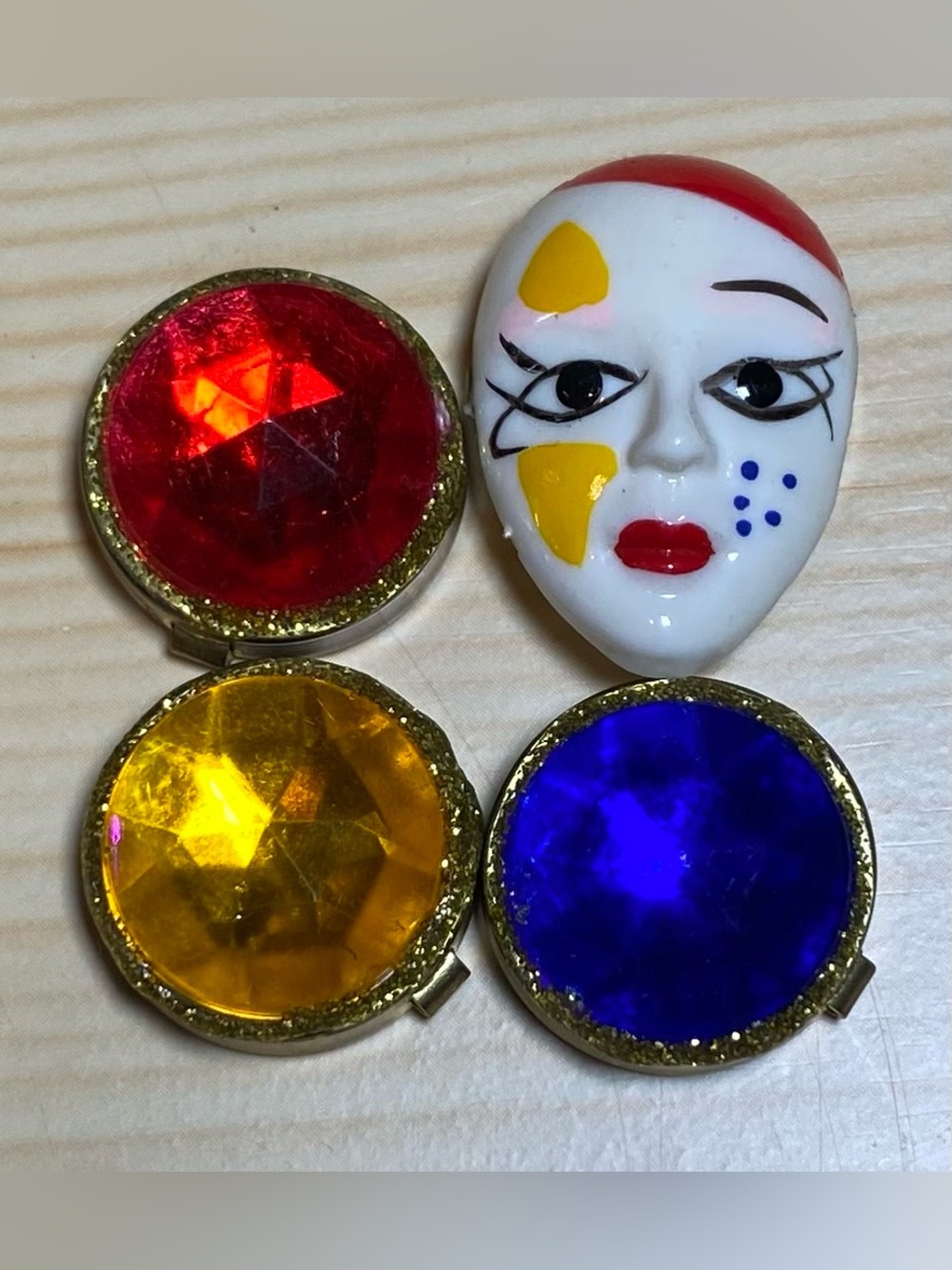 Set of 4 Snap On Button Covers Vintage Pierrot Harlequin Mask Yellow Red Blue
